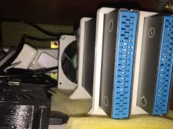 Simple customizable HDD holder/organizer