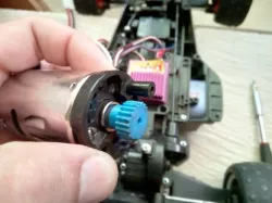 21 teeth pinion