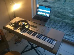 Casio LK-280 stand for MacBook 2015