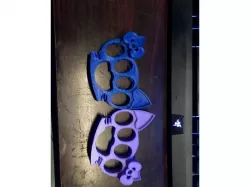 Hello kitty knuckles