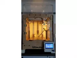 Adjustable RepRap Full Graphic LCD Mount Ultimaker