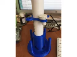 Seahorse feeder with frag rings