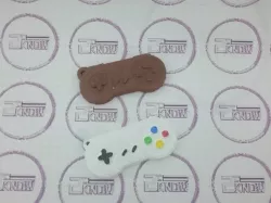SNES Controller Keychain