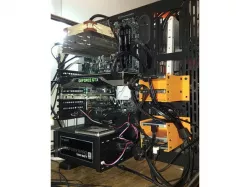 SSD Holder for Core P3 - Termaltake.
