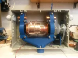 VacuumCapacitorBracket