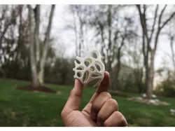 Voronoi Easter Egg