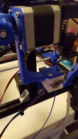 NEMA 17 Tunell Filament sensor mount