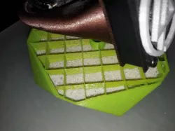 Airbrush Cube 