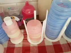 Baby bottles and boxes parts holder
