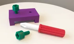 Battat screw toy