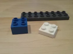 Duplo compatible half-height quadruple brick.