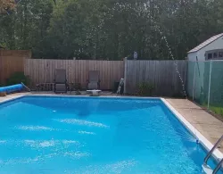 Pool fountain with valve for switching between jet and fountain