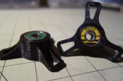 Spool Holder Fits 608 (Skateboard) Bearings