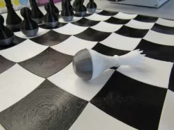flat bottom base for wobbly chess set