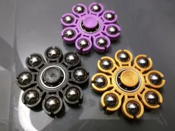 Spinner Smaller 8