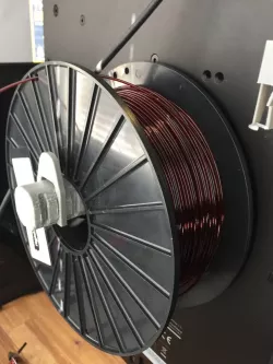Adjustable spool holder for the Zortrax M200