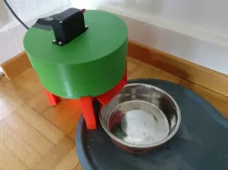 Automatic Pet Feeder With Simple Encoder