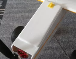 Grip for magnetic hatches on RC models