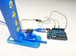 Automatic Maoam candy dispenser with servo - Arduino controlled