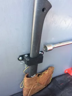 Hatchet Clamp