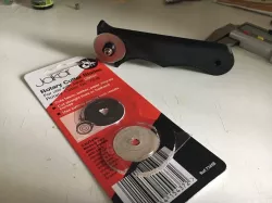 Rotary cutter handle  