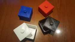 Simple square box with cover