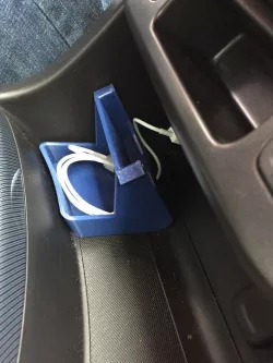 Chevy Colorado (g2) Apple CarPlay Phone Holder