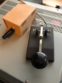 CW Oscillator Enclosure [Cheaper Beeper]