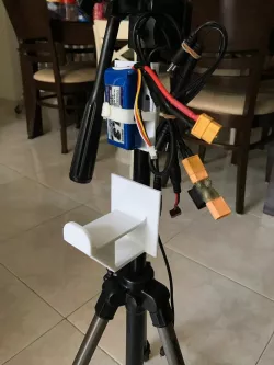 Fatshark goggle shelf for tripod