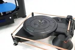 Atom Spinbox - A 3D DIY Portable Turntable Kit