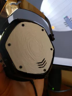 V-moda Crossfade Shield