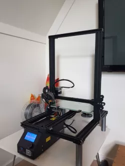 CR-10 Table foot and cable strain relief