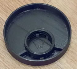 Drinker tray bottle caps for small birds