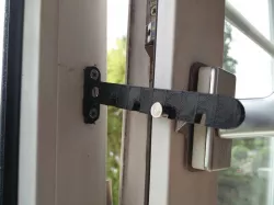 Hopper Window Latch
