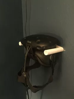 HTC vive wall mount