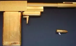 James Bond 007 Golden gun