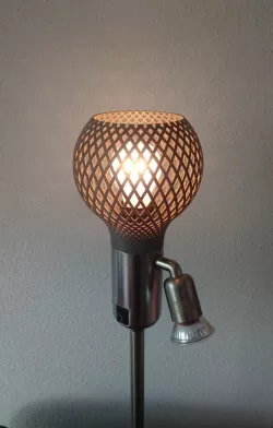 Lamp shade