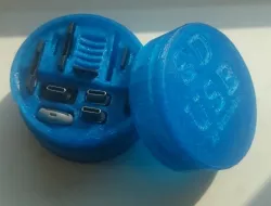 Micro SD Card and USB-Adapter Holder 