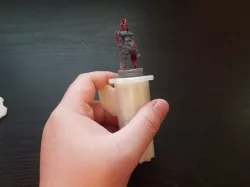 Miniature Holder Painting Aid