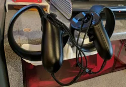 Oculus Rift Touch controller holder