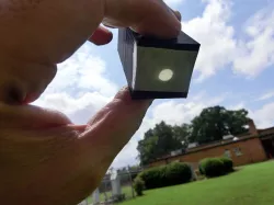 Solar aiming device