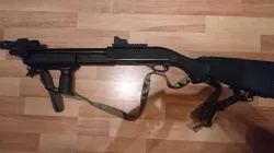 Airsoft shotgun (CM350) flashlight mount