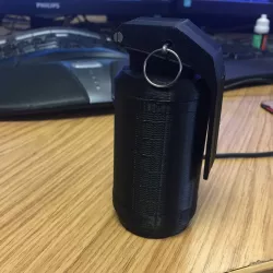 GRENADE WITH WORKING SPOON