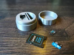 Micro SD + SD adapter Holder with DJI logo