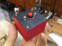 Panic Button with attiny85 and RCSwitch 433Mhz module