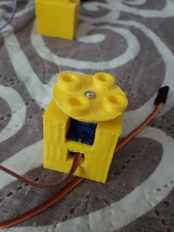 Servo Lego Duplo Block