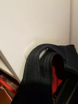 Bag hook strong