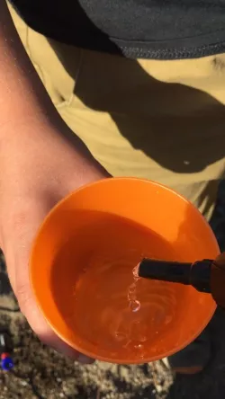 camping survival free tap water automatic pump that allows drinking from outdoor water