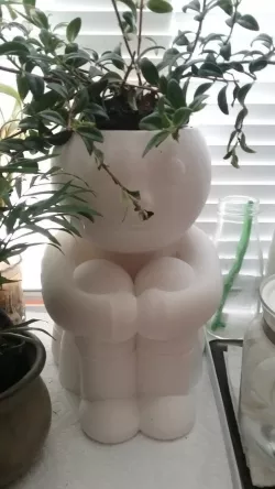 Crouching Plant Guy (Based on Naomi Chiba's sculpture)