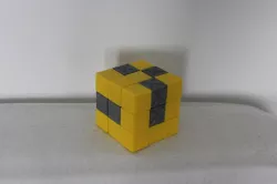 Snake puzzle cube